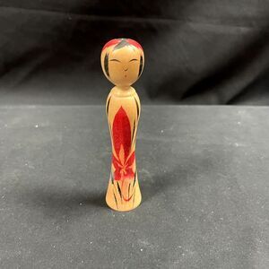 Japanese Kokeshi Doll Hand Painted Plain Design